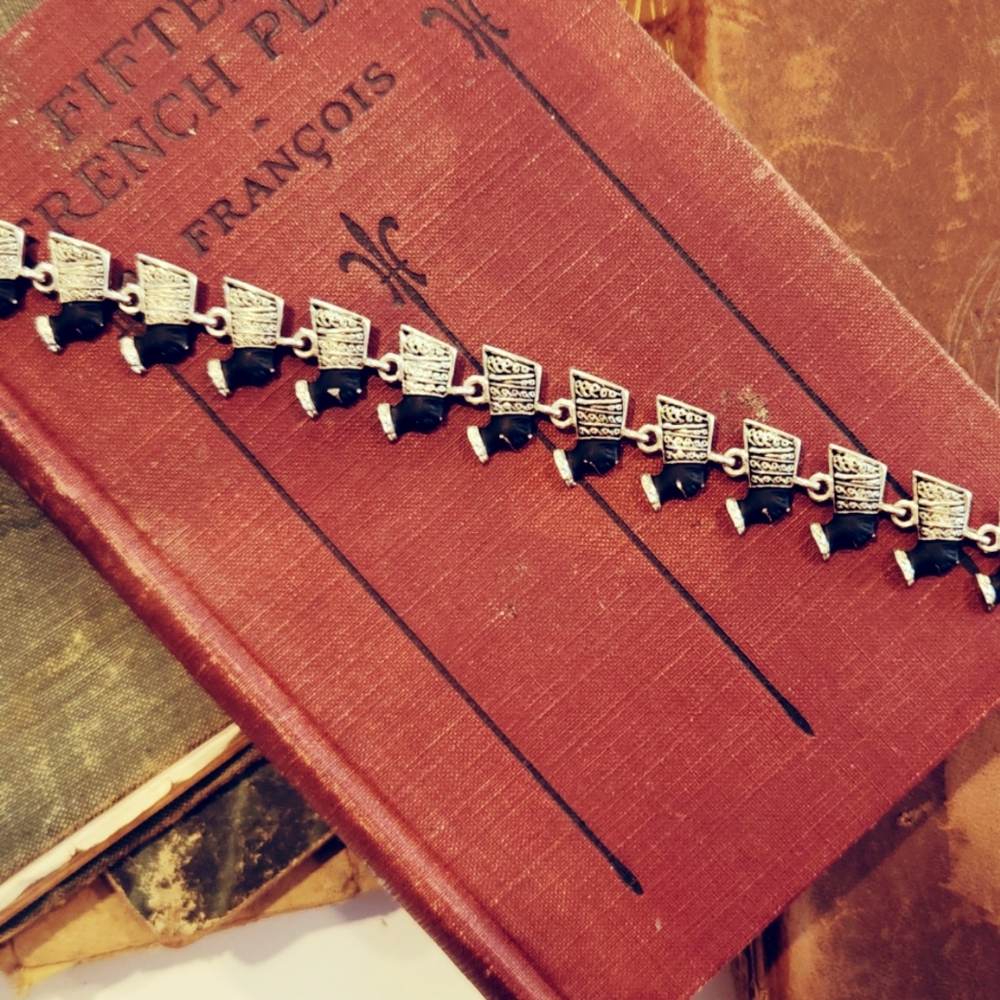 Vintage Nefertiti Anklet : Egyptian Revival